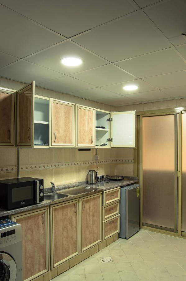 Wardah Hotel Apartments Szardża Zewnętrze zdjęcie